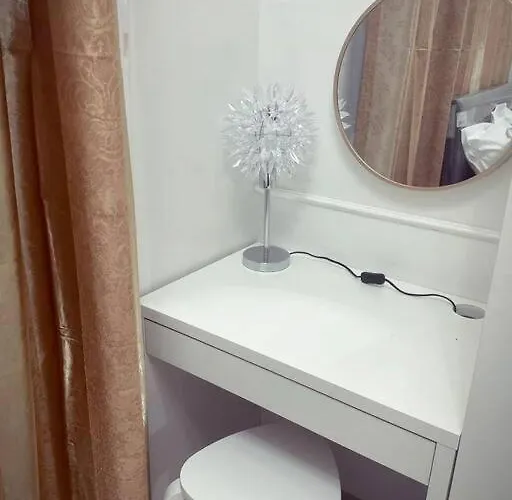 Apartment Mid-century Extent Unit @ Shore 2, Moa *